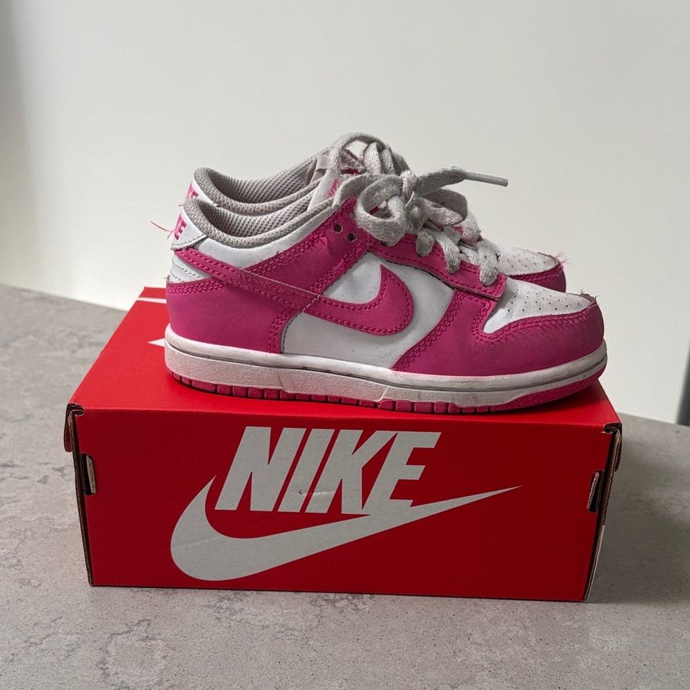 Nike Kids Dunk Fuchsia and White Sneakers